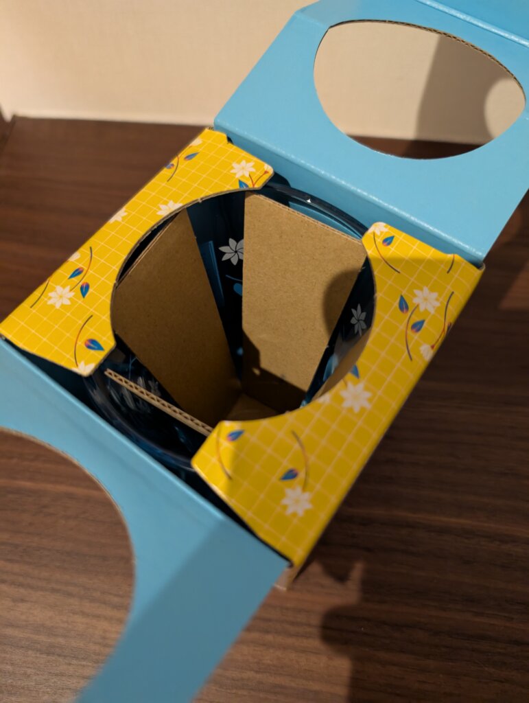 箱開けたところ
